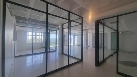 Office To Let in Illovo (9)